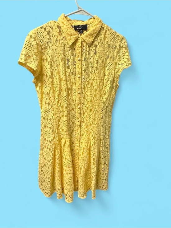 Ronni Nicole Dresses & Skirts - Ronni Nicole pastel yellow floral lace shirt dress size 12